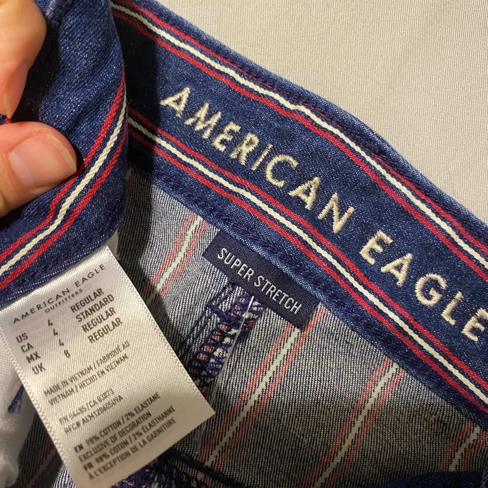American Eagle BRAND NEW never worn, mini skirt